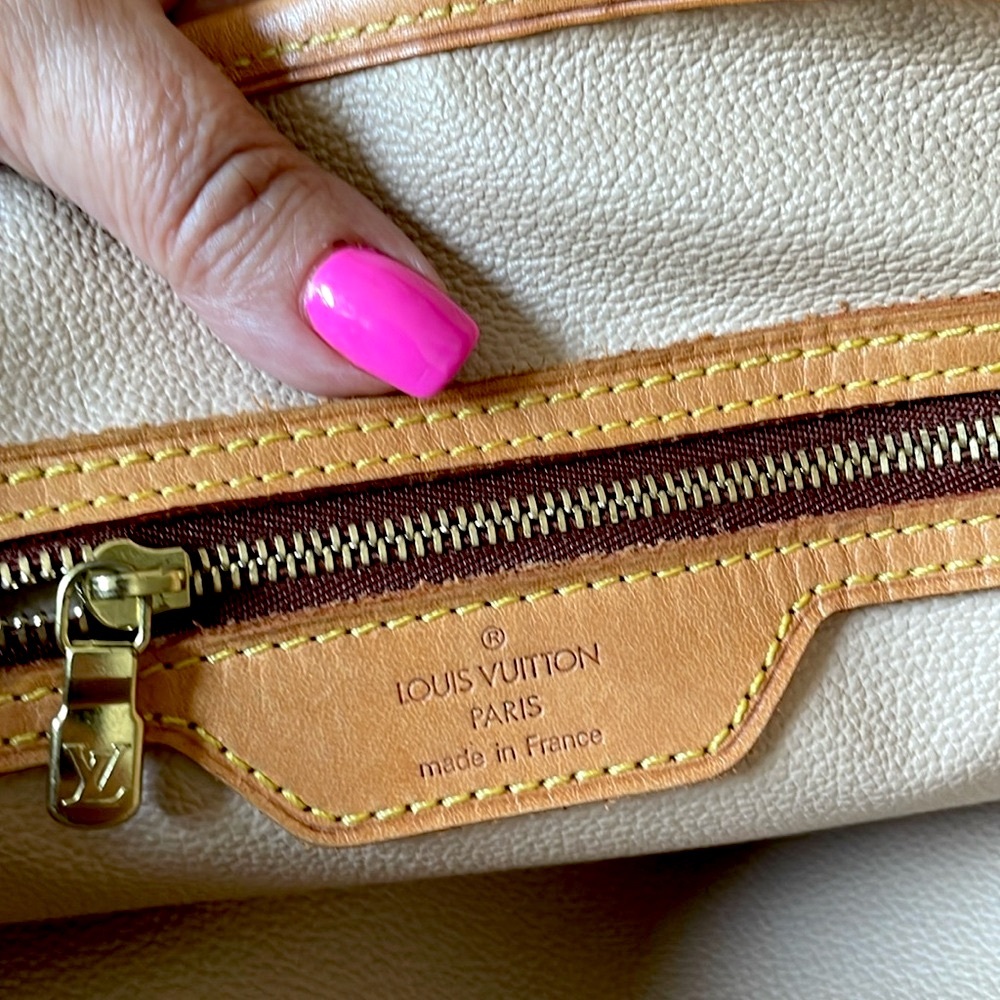 Authentic Large Bucket Shoulder Bag Louis Vuitton. - Picture 15 of 17